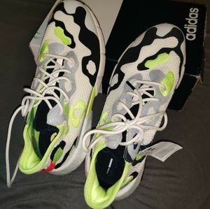 Adidas EE6439 POD-S3.2 ML SHOES OFF WHITE/FF CORE